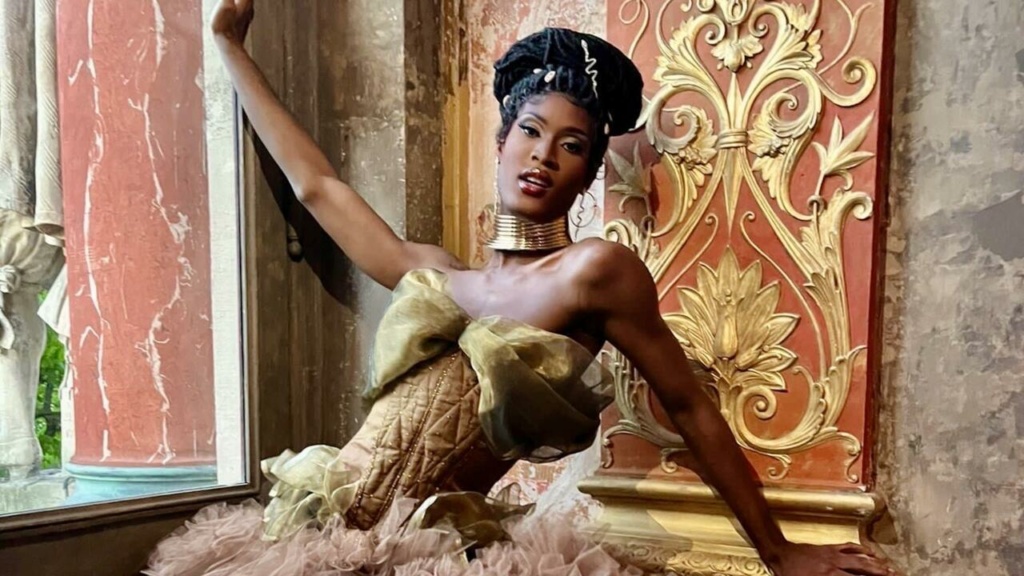 Mami Watta, Drag Rendez-vous, Intérieur Queer